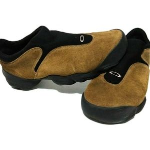 oakley slip on shoes